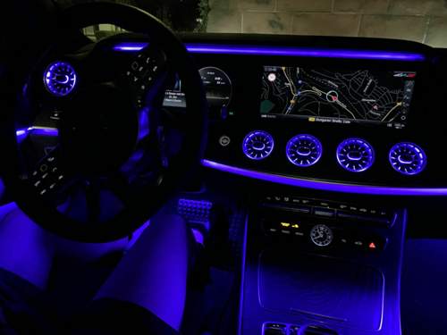 Blau