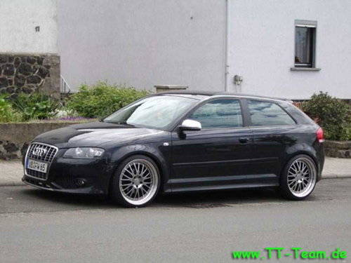 Audi-rh-crossline