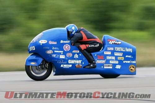2011-warner-breaks-300-mph-on-motorcycle-video