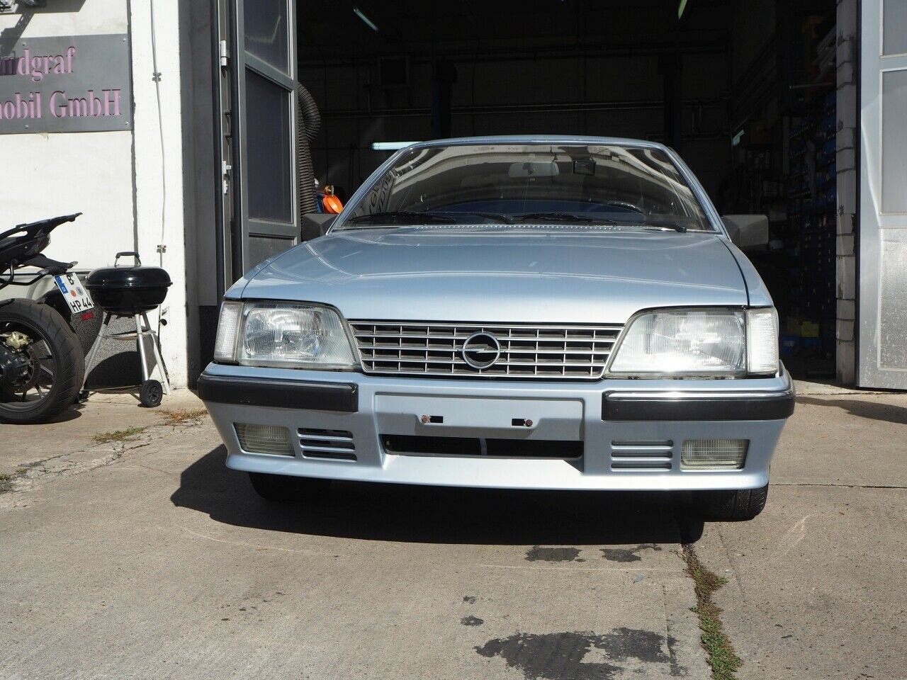 Opel Monza
