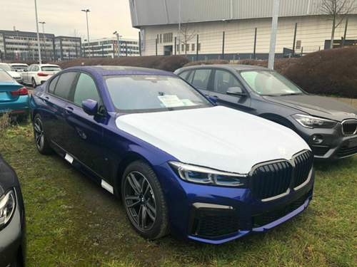 G11 LCI - San Marino Blau.jpg