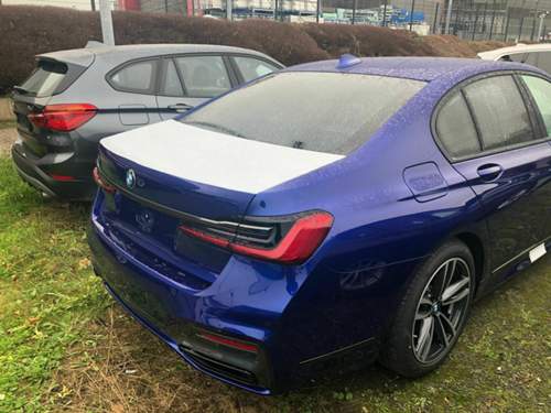 G11 LCI - San Marino Blau.jpg