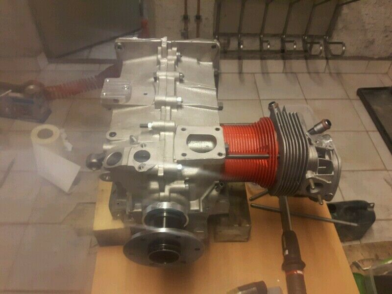 Motor "halbieren" und es wird ein Flugmotor :-)