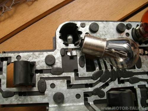 3-gluehlampe-21-watt
