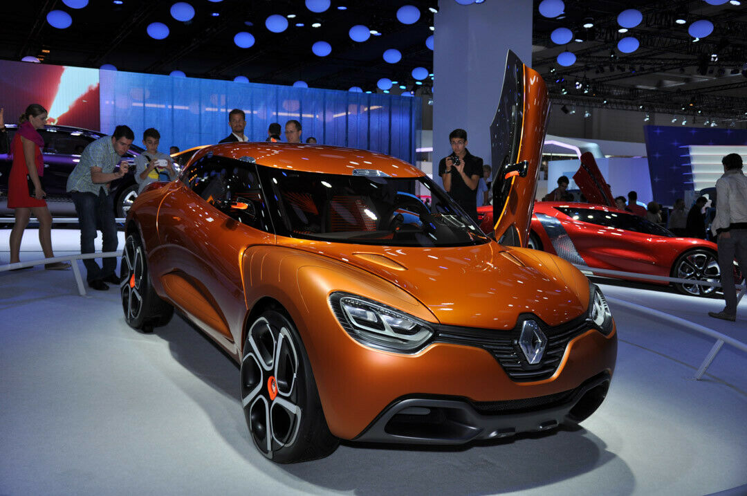 Ein Renault Captur Concept - der Renault-Stand lag direkt  neben Toyota und so konnten die MTler schnell noch einen Blick auf die Neuheiten werfen