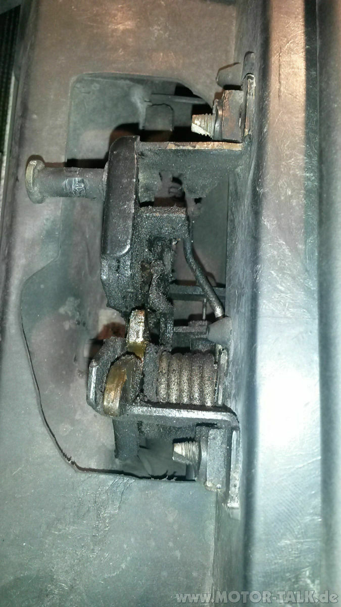 Motorhaube entriegeln?