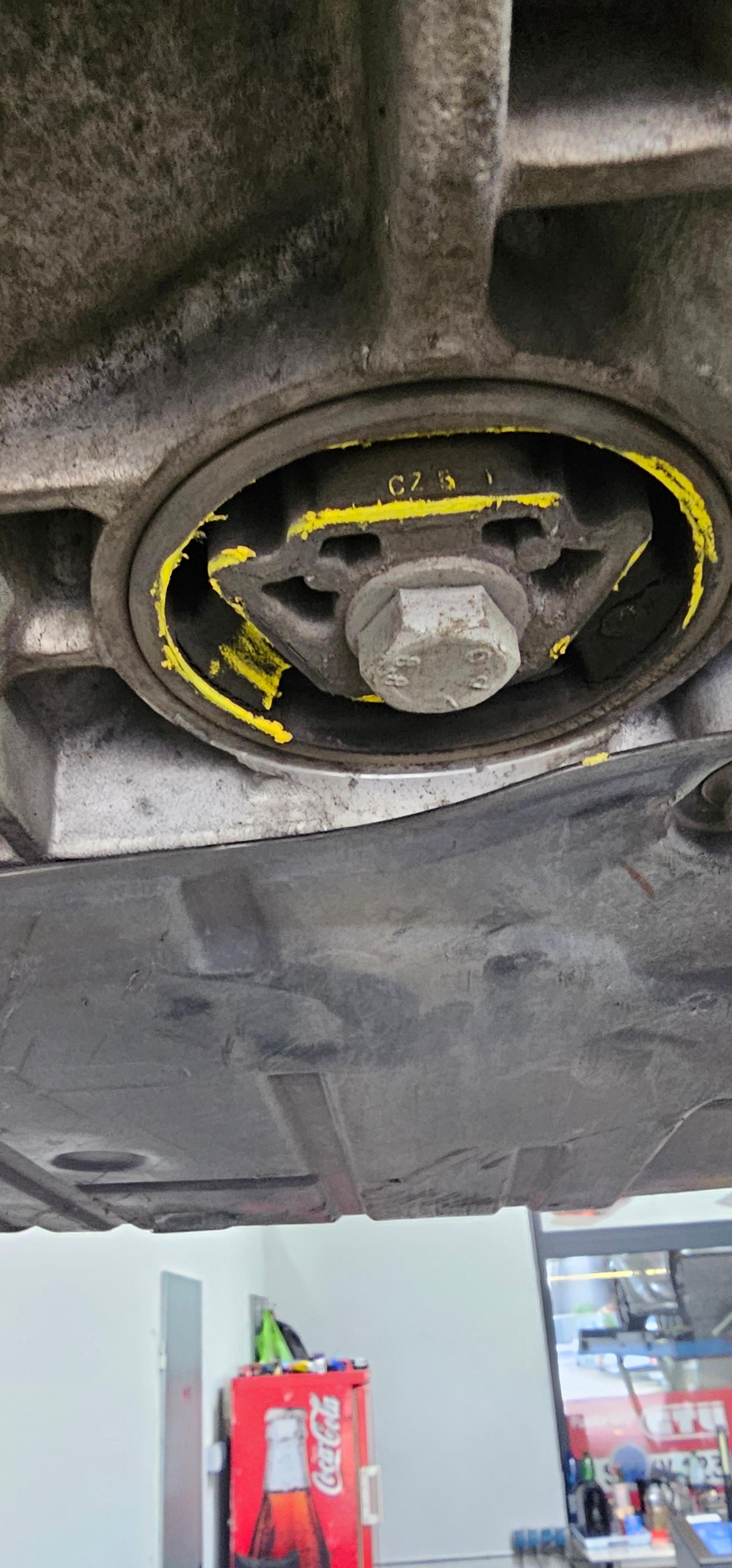 Motorlager und auspuffschelle