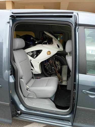 Moped-im-caddy-03