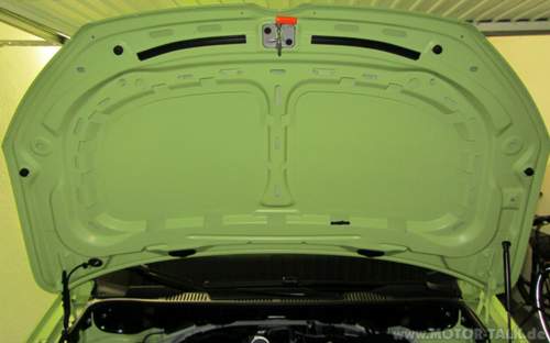 Caddy_Eco_2013.05_Motorhaube