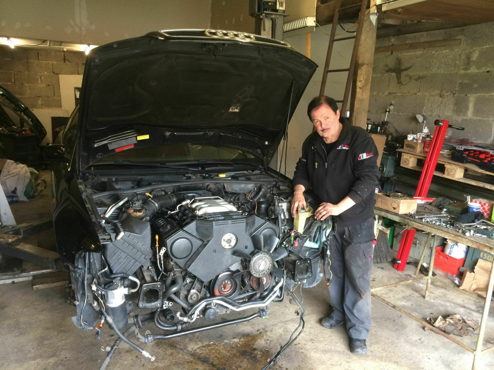 Mototaustausch Audi A4 B5 Avant 2.6 V6