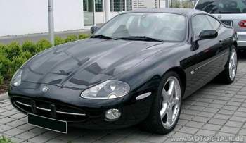 800px-jaguar-x100-front-20080524