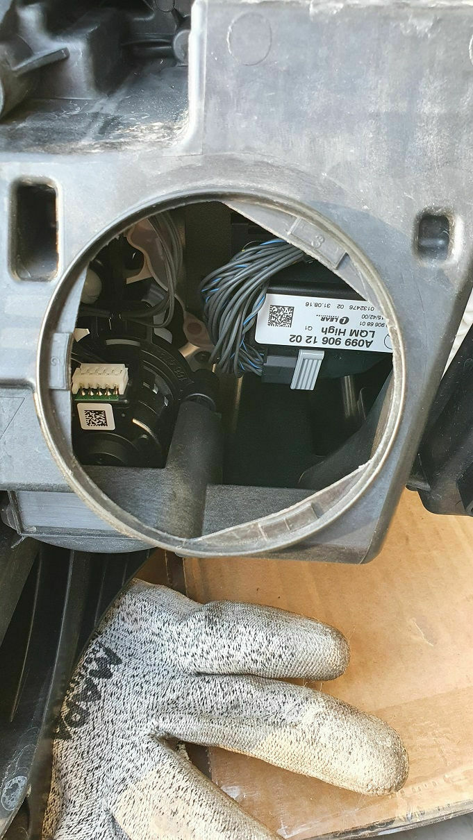 Multibeam-Scheinwerfer beschlagen