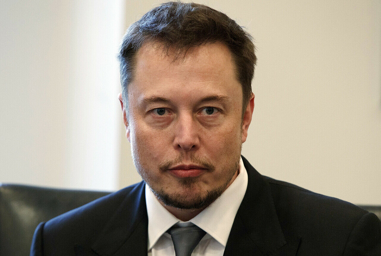 Nach einem öffentlich eskalierten Streit mit einem britischen Höhentaucher rudert Musk nun zurück, entschuldigt sich für sein Verhalten