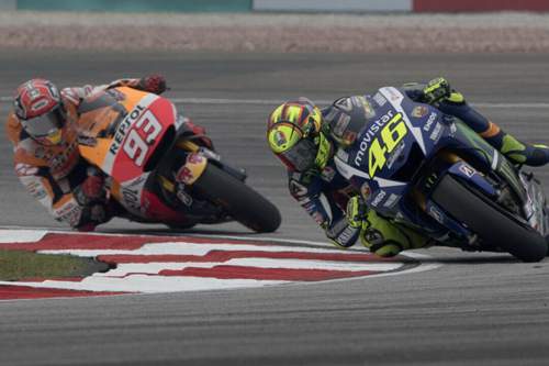 In Malaysia lieferte sich Rossi ein Duell mit Marc Marquez. Nach einer Berührung mit dem Italiener stürzte der spanische Honda-Pilot