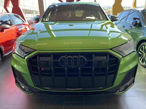 SQ7 Front