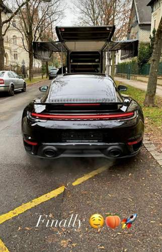 Porsche Lieferung Nachbar