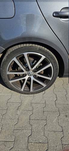 Hinten rechts.jpg