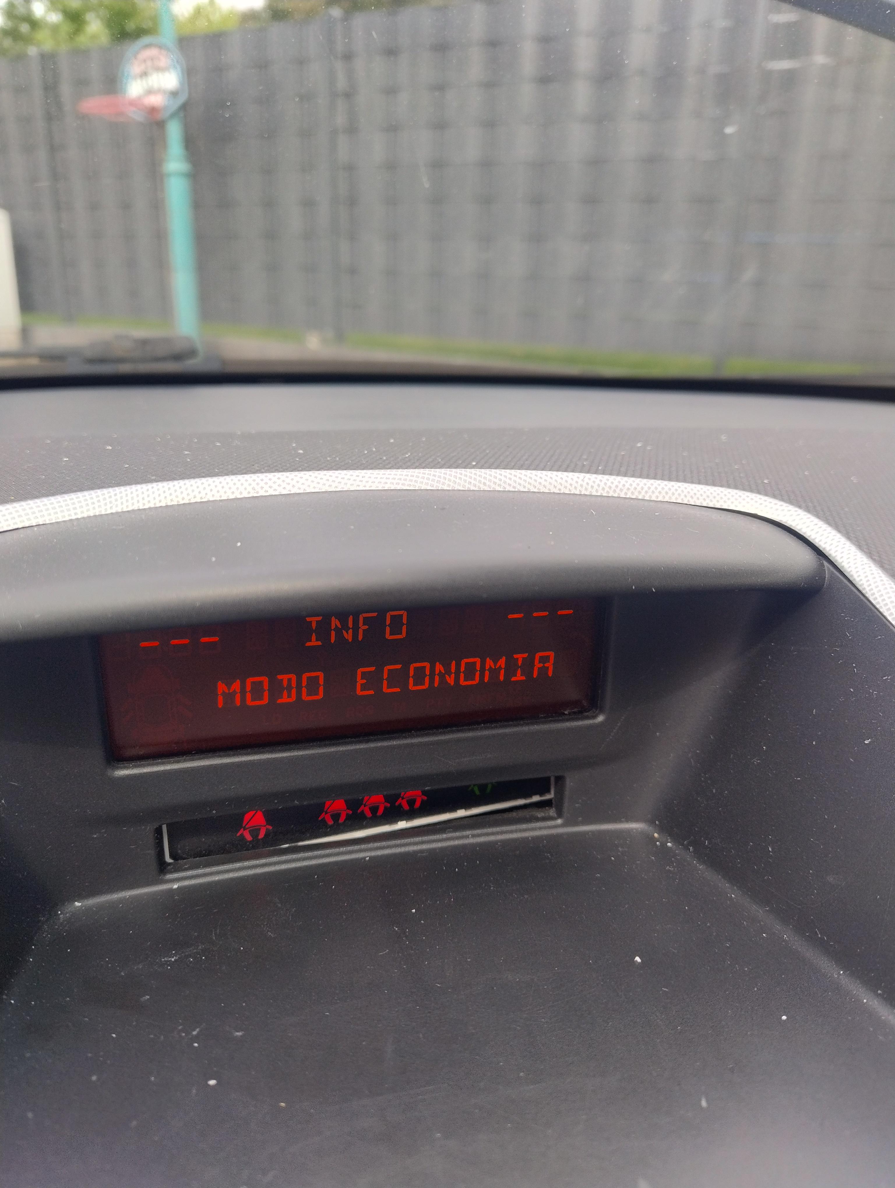 Nach Vakuumpumpenaustausch startet Motor nicht und geht wieder aus