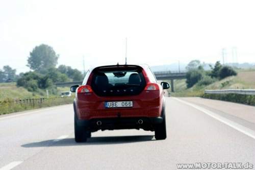 Volvo-xc30-2