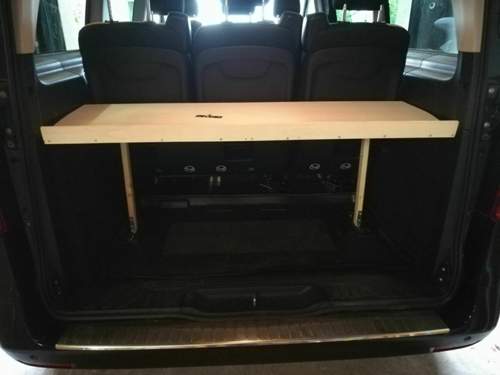 Rohbau Laderaumunterteilung Vito W447.jpg