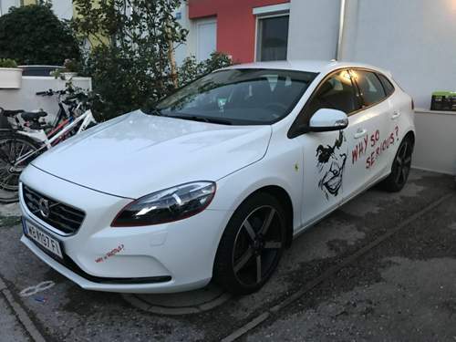 V40