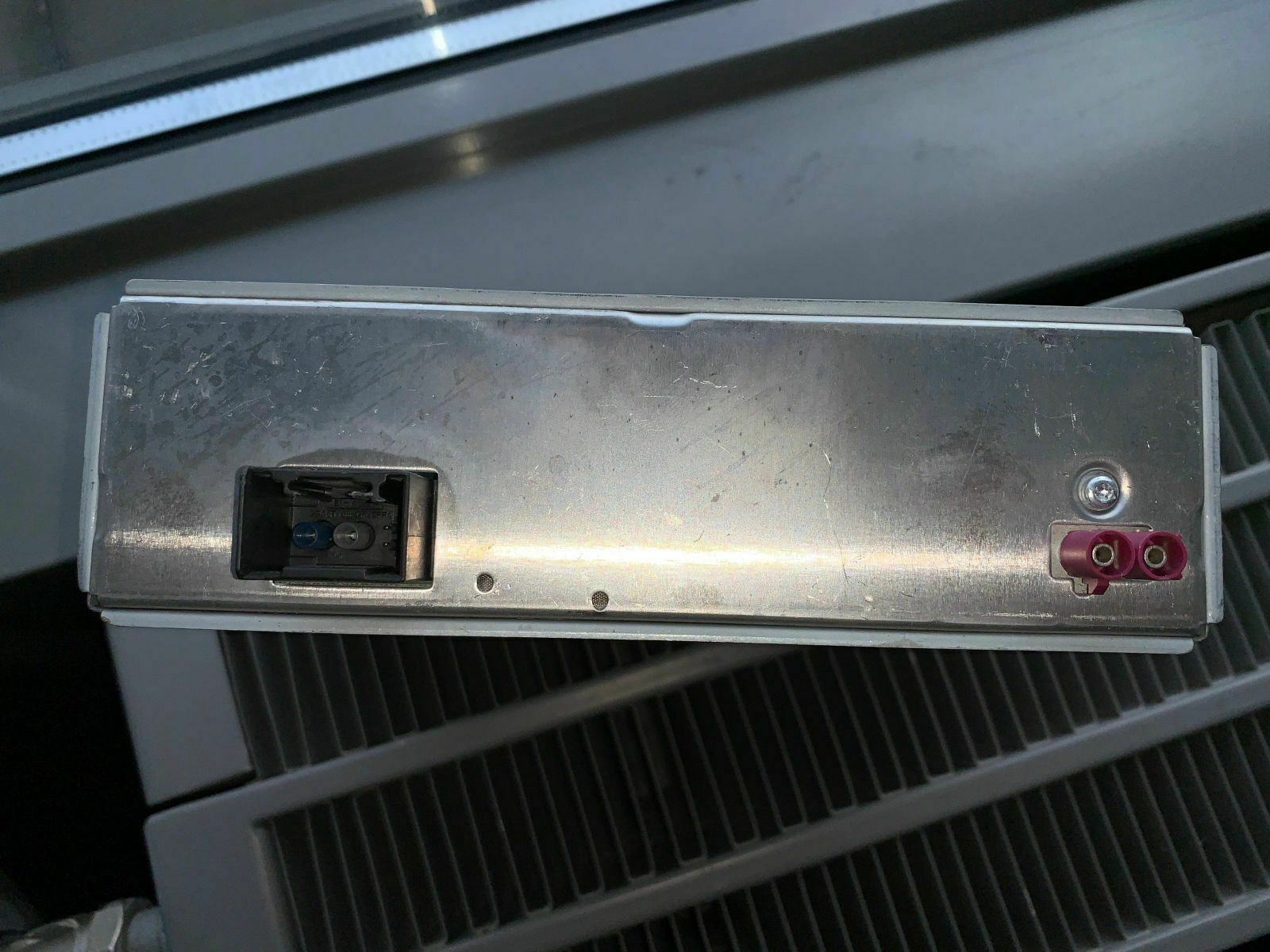 Nachrüstung DAB beim COMAND NTG 5*1 / 5S1 ohne HK- oder Burmester-Soundsystem