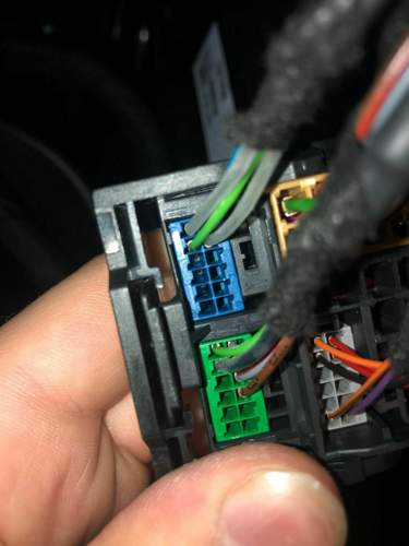 Blauer Stecker.jpg