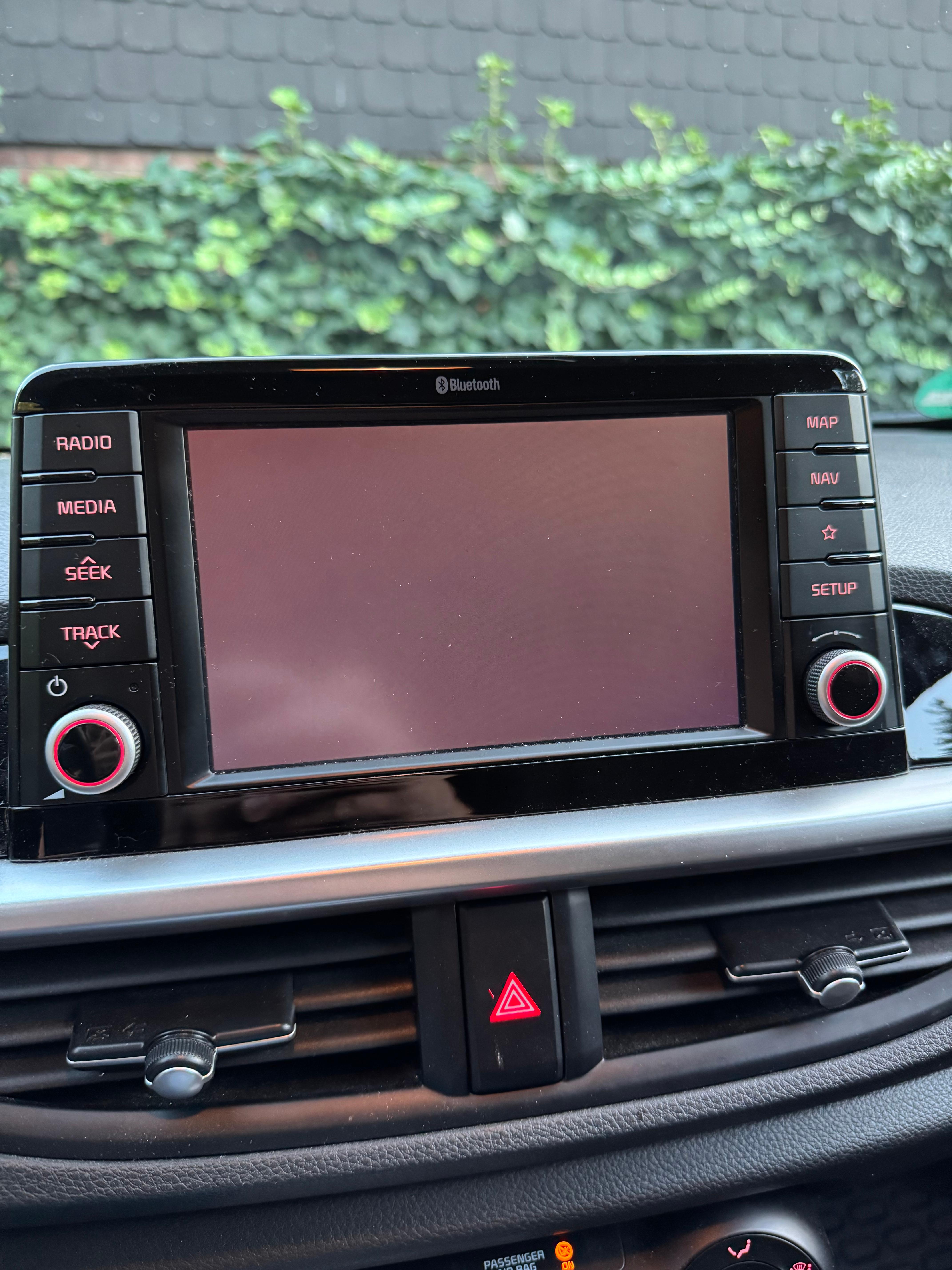 Navi Radio funktioniert nicht mehr/eingeschränkt