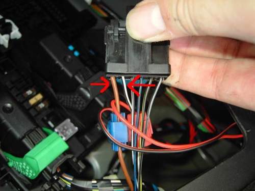 Stecker Rücklicht Links ASTRA H. GTC