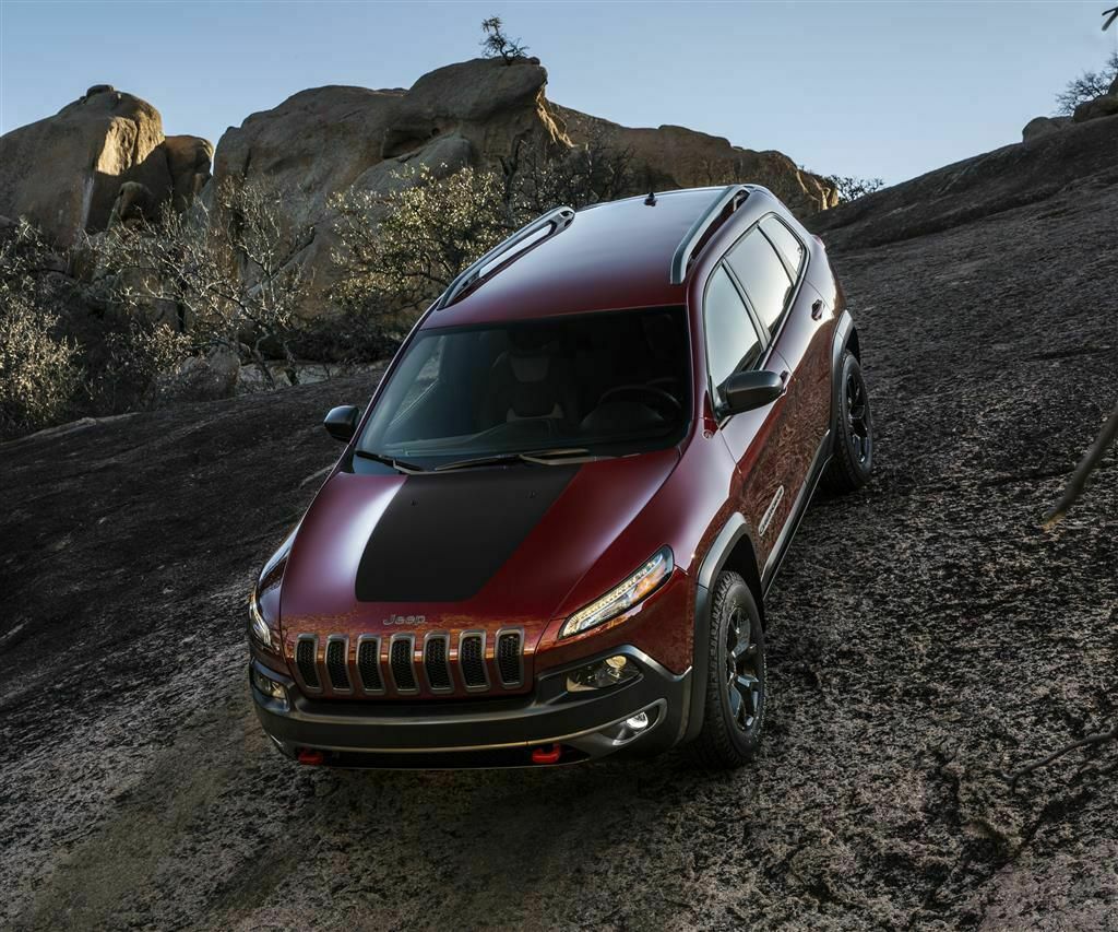 Der Jeep Cherokee soll auch mit schwierigen Gefällen zurecht kommen.