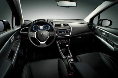 Das Cockpit des SX4 ist sehr übersichtlich gestaltet
