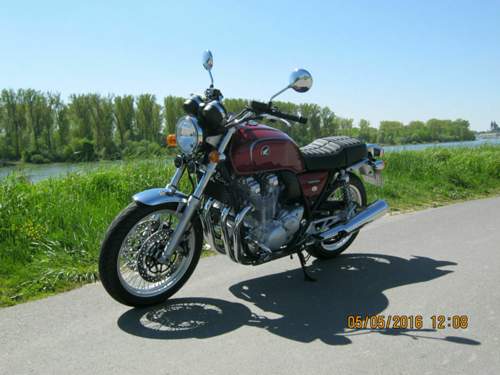 Honda-1100-EX 1
