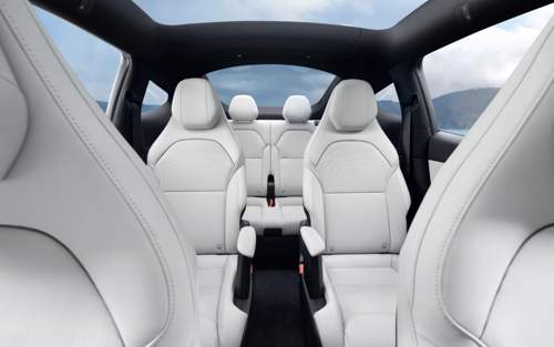 Model Y L (2 - Sitze)