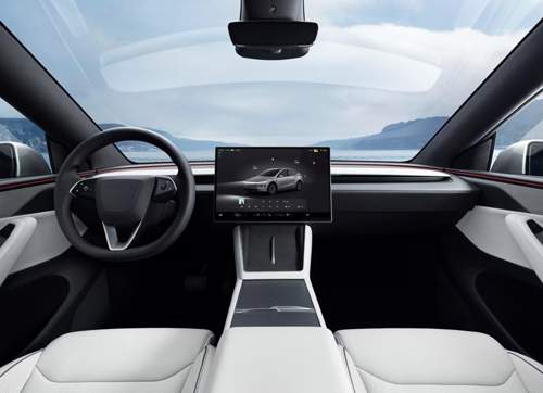 Model Y L (3 - Interieur)