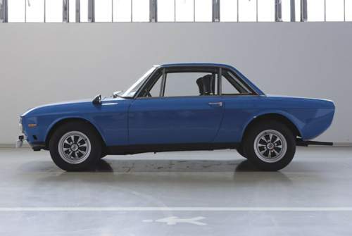 Das Fulvia Coupé fuhr mit verkürztem Radstand und stärkeren Motoren