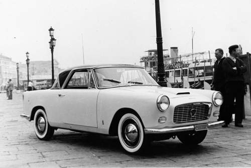 Lancia Appia Coupé: Die zweitürige Karosserie stammt von Pininfarina