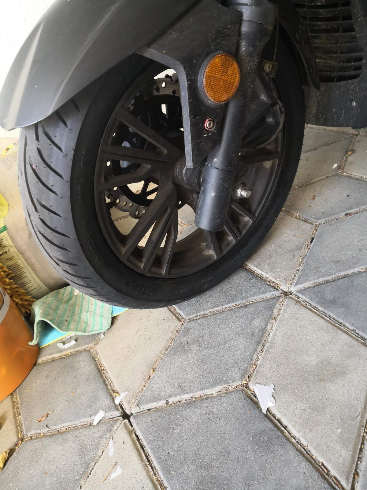 neue Reifen bei E-Roller - Motorrad vibriert leicht bei 50km/h - St... | MOTOR-TALK neue Reifen bei E-Roller - Motorrad vibriert leicht bei 50km/h - St... | MOTOR-TALK
