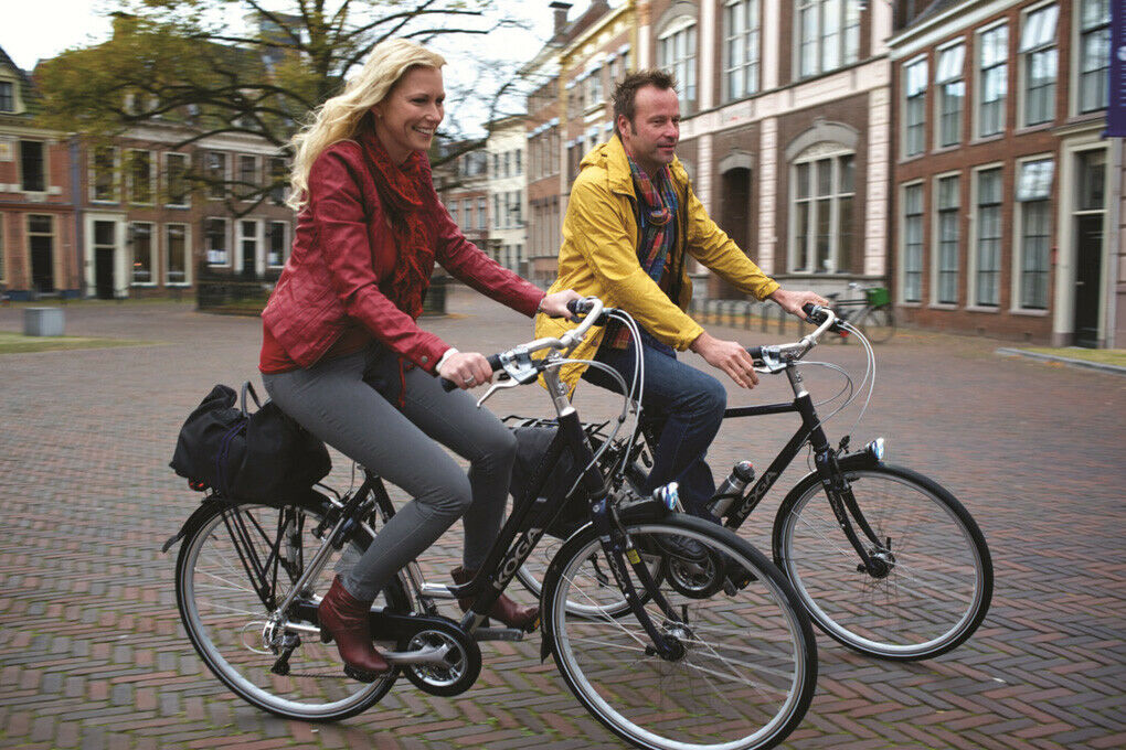 Die Dynamo-Pflicht endet zum 1. August 2013. Das bedeutet, dass Fahrradfahrer auch mit Batterie- oder Akku-Beleuchtung fahren dürfen