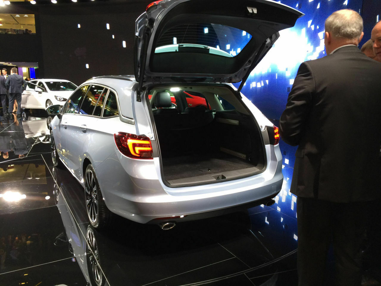 Neuer Astra-K