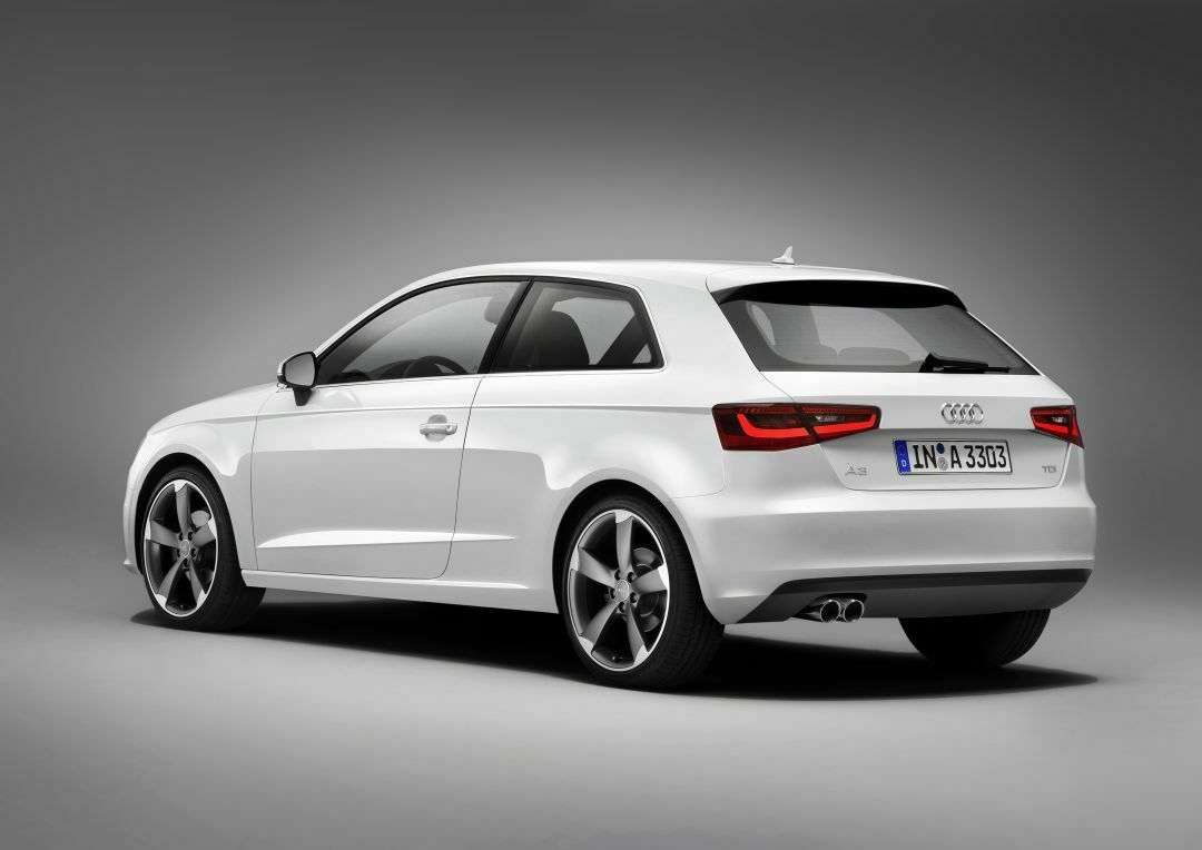 Audi A3 ganz in Weiß
