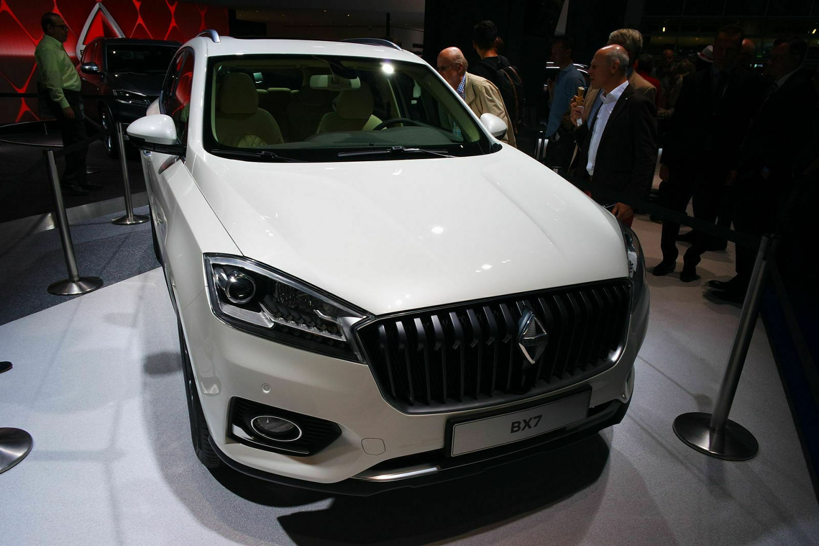 Neuer Borgward steht auf der IAA