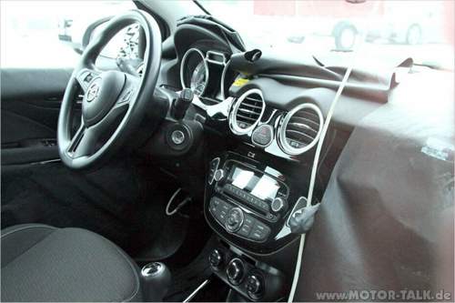 Opel-allegra-erlkoenig-innenraum