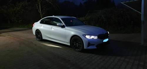 201207-bmw-stall