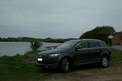 Q7-seitenansicht0001
