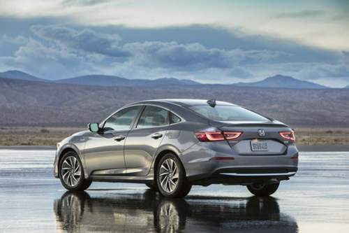 Die Motoren im Insight leisten zusammen 153 PS