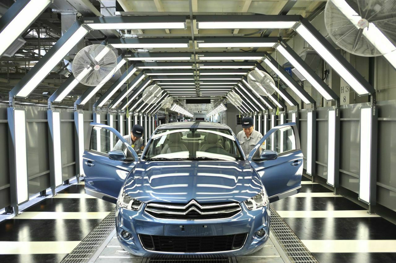 Produktion eines Citroen C-Elysee in China: Neue Märkte sollen die Abhängigkeit von China und vor allem Europa reduzieren