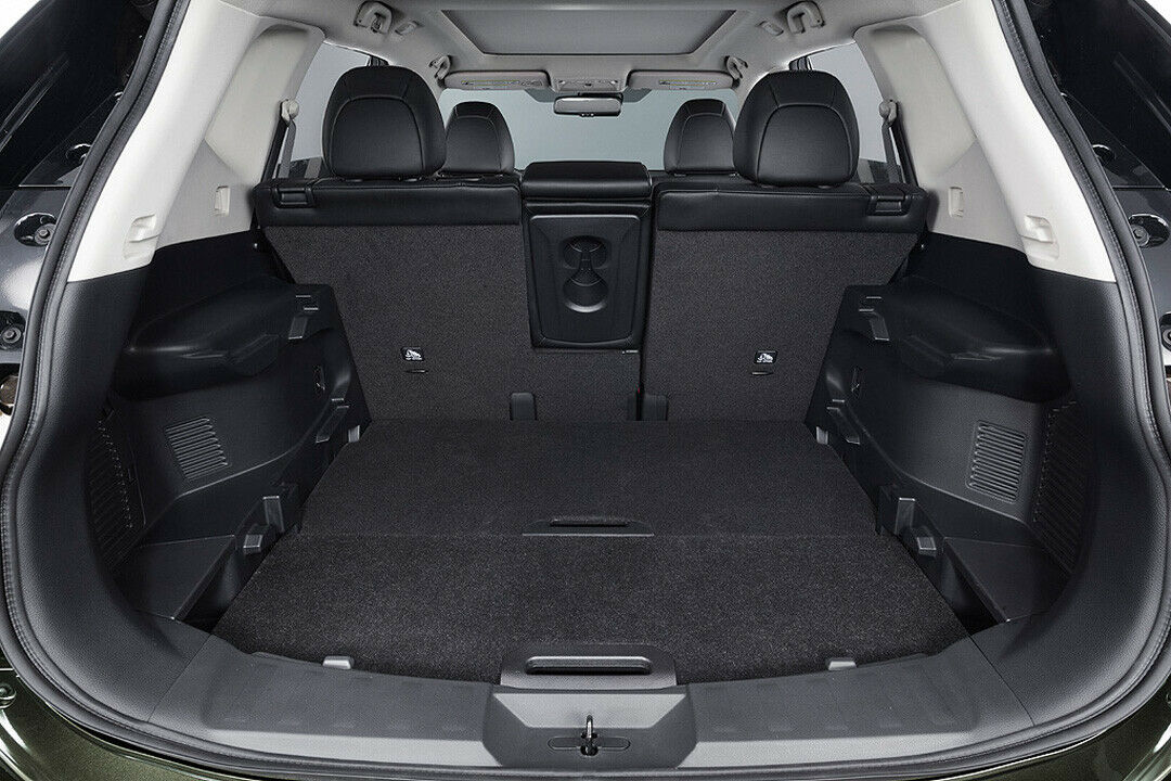 Über Abmessungen verrät Nissan noch nichts. Doch der X-Trail soll viele praktische Lösungen bieten