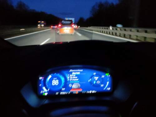 Abstandswarnung auf Autobahn bei 88km/h
