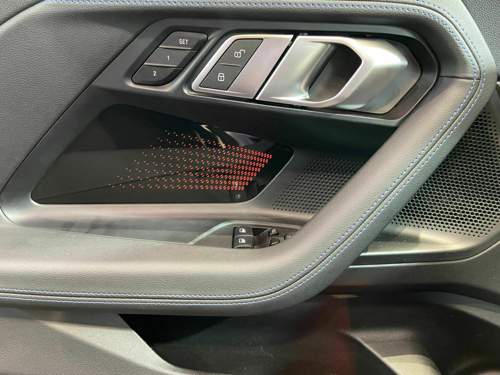 Türtafel M240i xDrive