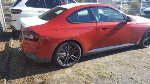 230i